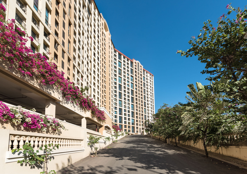 3 BHK Apartment For Sale At Raheja Exotica, Madh Island, Malad West