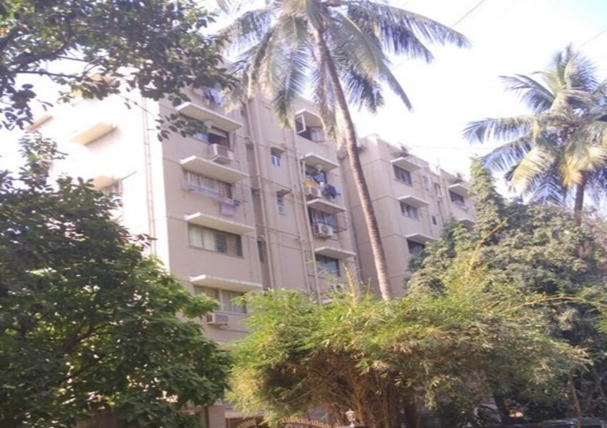 3 BHK Apartment For Rent At Off Carter Road, Bandra West. for RENT