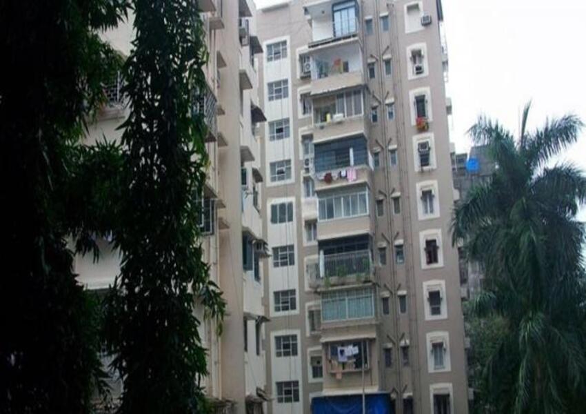 3 BHK Apartment For Sale At Cozy Home, Pali Hill, Bandra West. for SALE Bombay Property