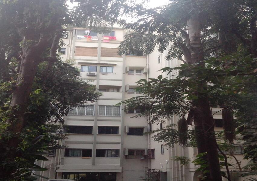 2 BHK Apartment For Sale At Perry Cross Road, Bandra West. for SALE