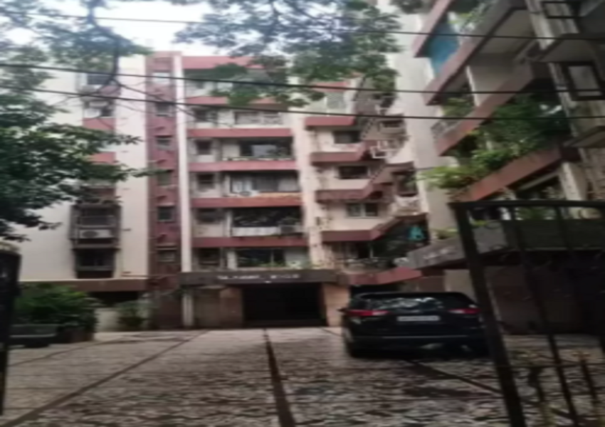 2 BHK Furnished Apartment For Sale At Yari Road, Versova, Andheri West