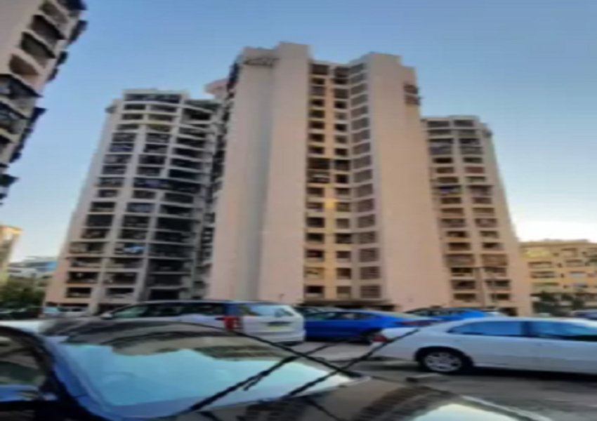 3 BHK Apartment For Sale At Dheeraj Gaurav Heights, Off Link Road