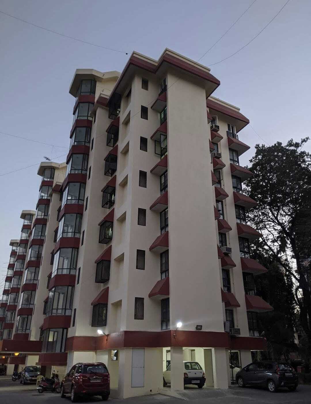 Maker Kundan Gardens