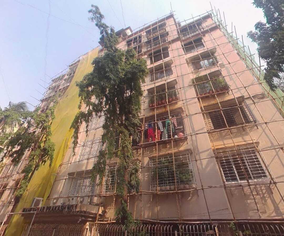 Maheshwar Prakash Apt, Santacruz West