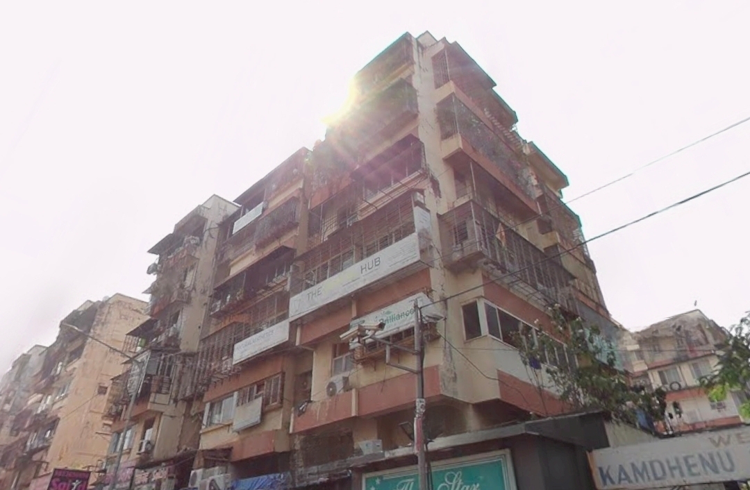 Rent Resi Commercial Flat in Andheri West