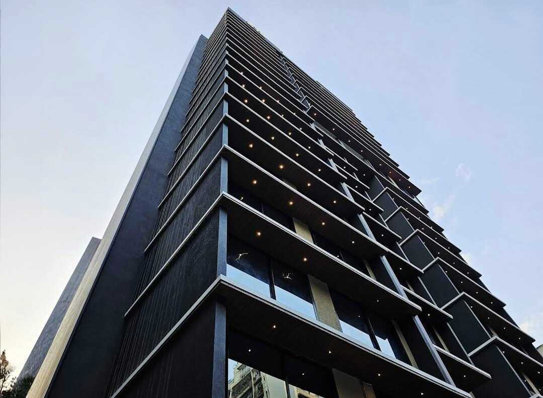Sequoia, Santacruz West