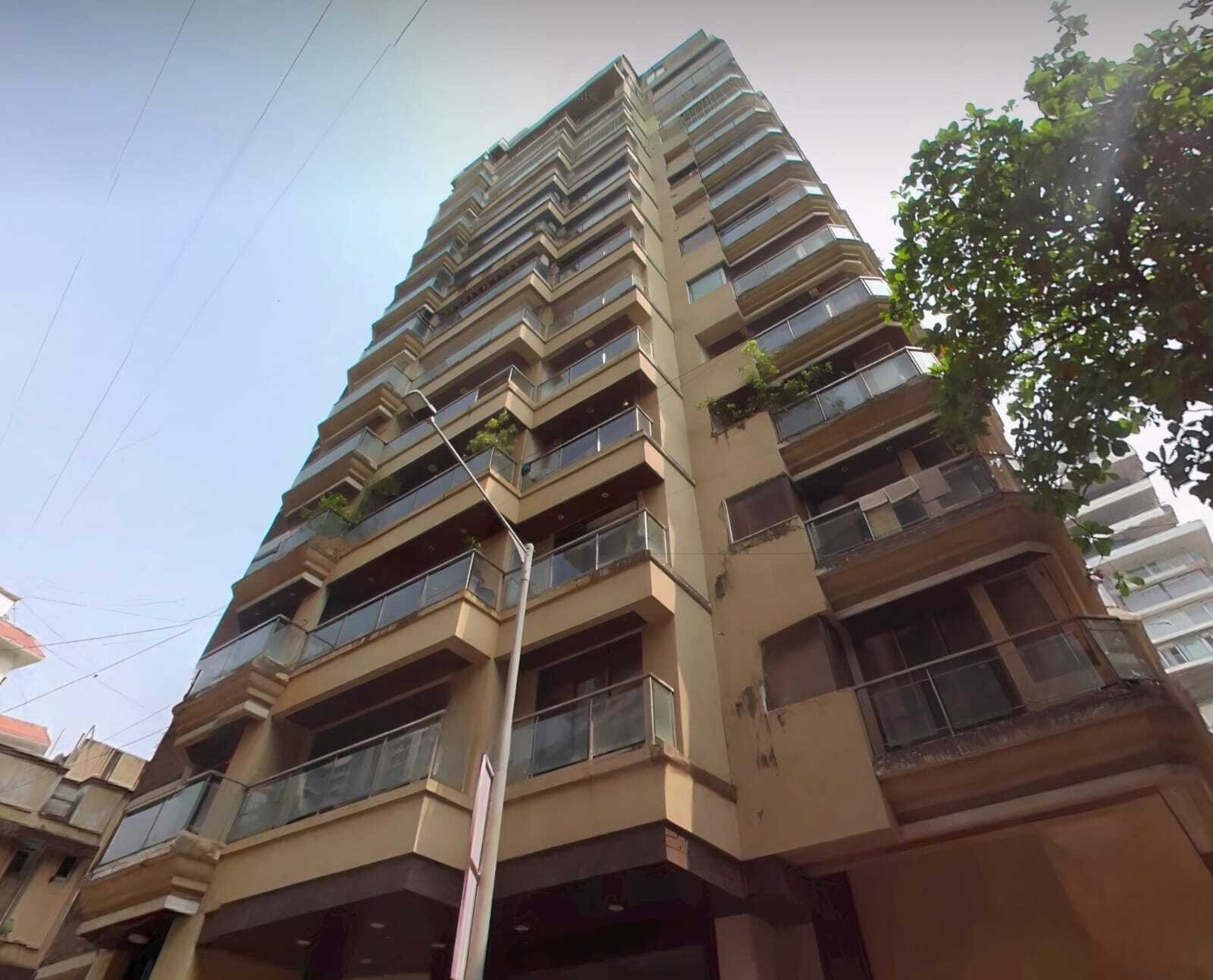 Brisa Marina, Khar West