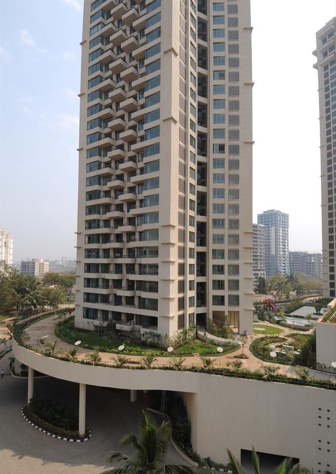 3 BHK Apartment For Sale At Oberoi Springs, New Link Road, Andheri West