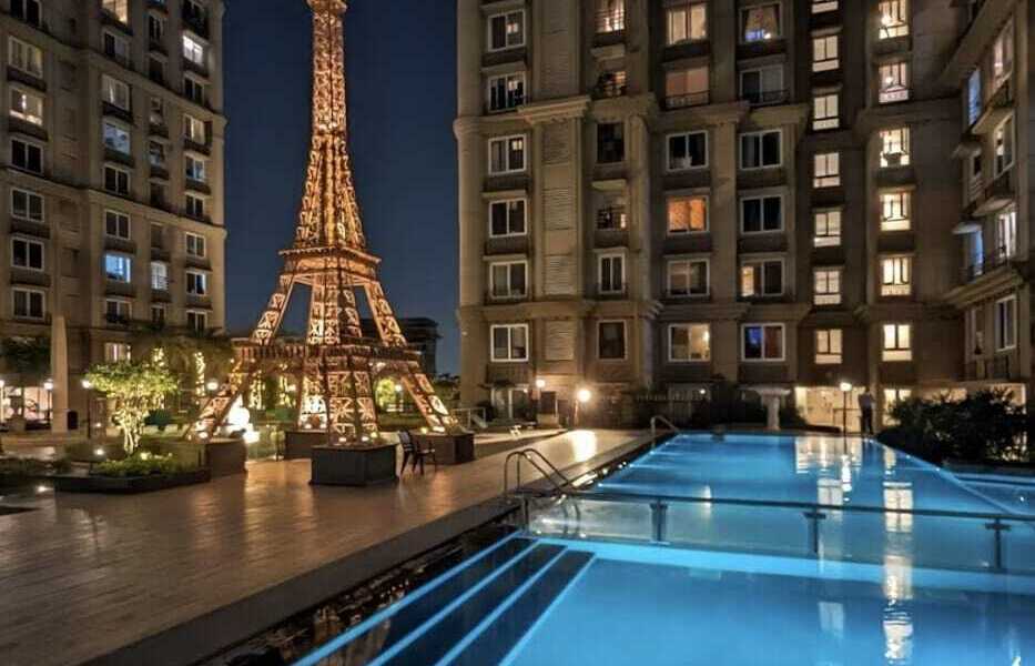 Kanakia Paris, BKC.