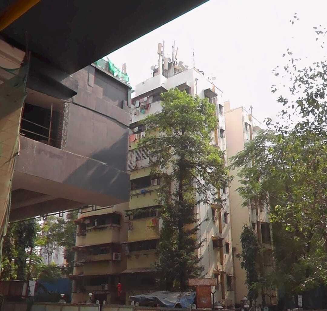 Akash Ganga, Oshiwara