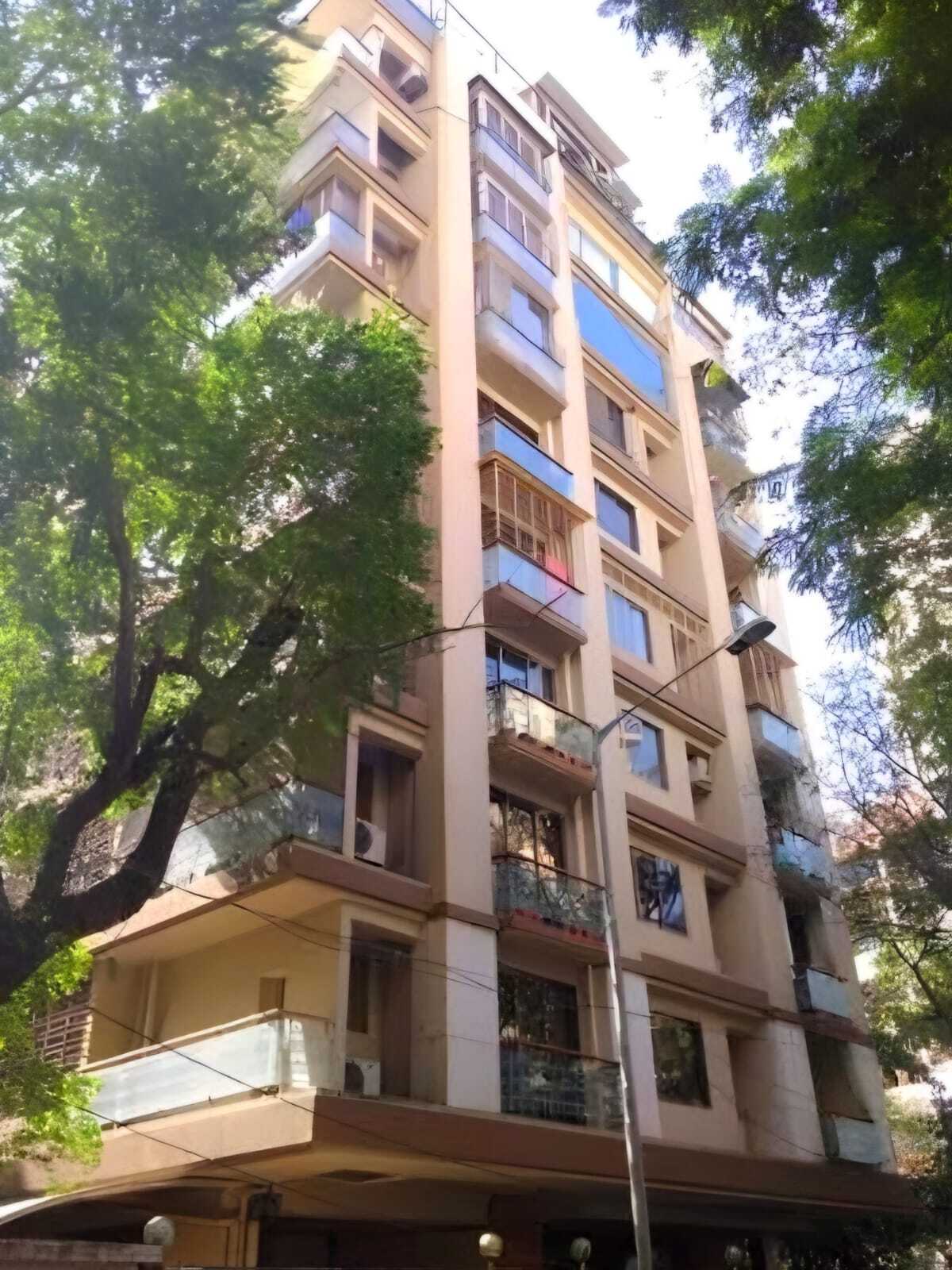 Warden Apt, Bandra West.