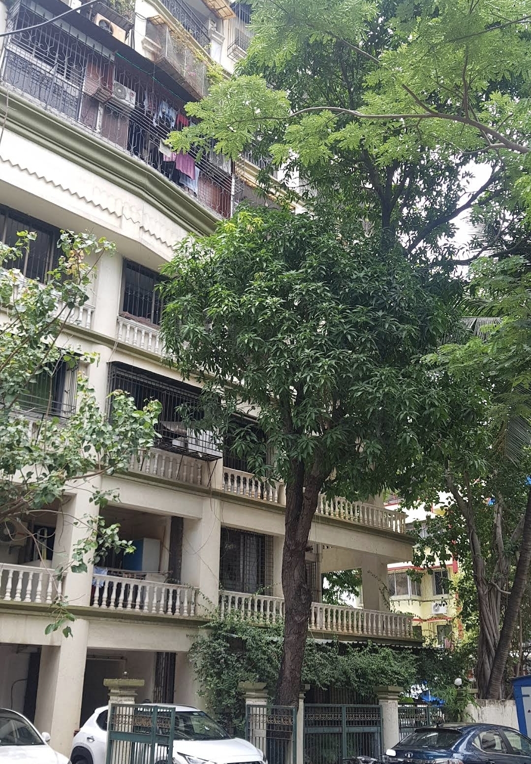 Prima Apartment, Khar West.