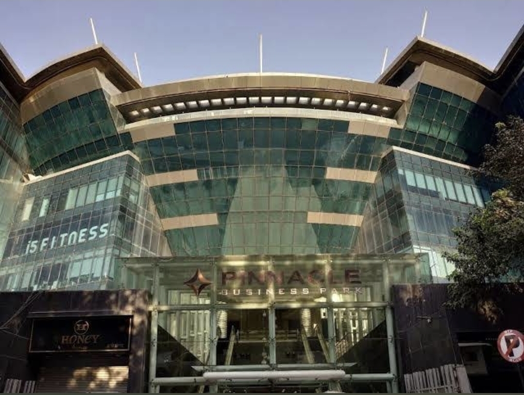 Pinnacle Business Park, Andheri East. 