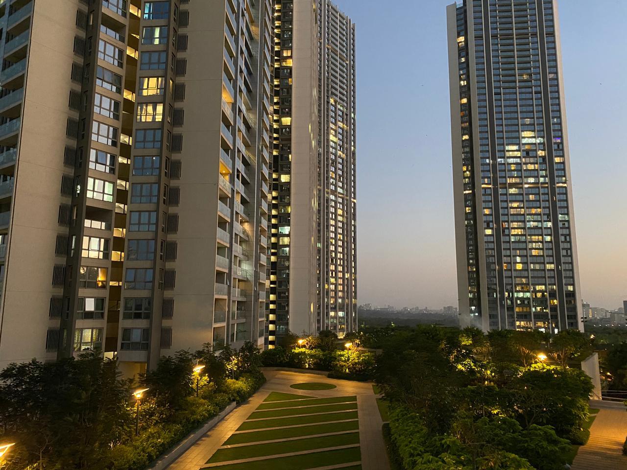 Oberoi Exquisite in Goregaon East.