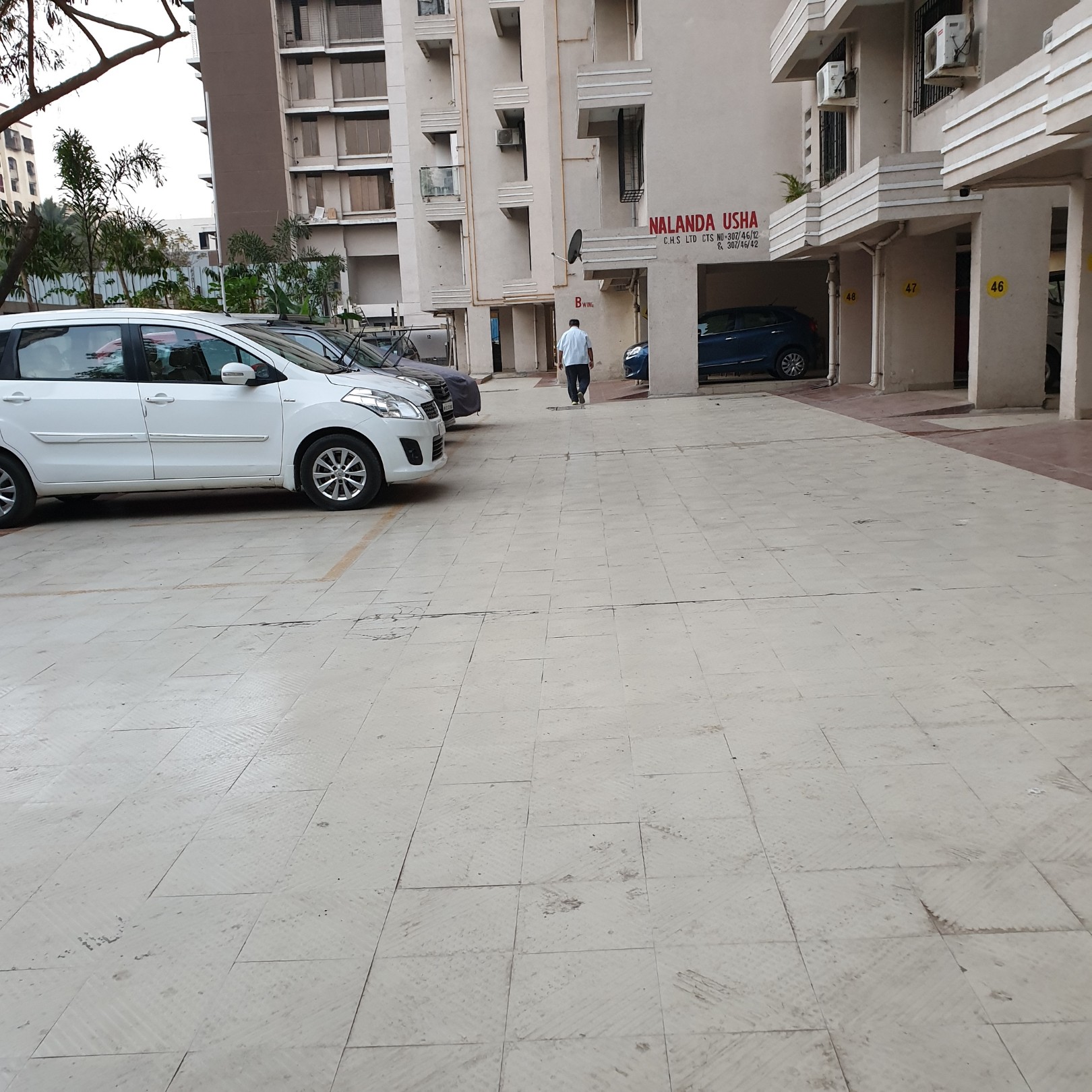 2 bhk in Nalanda Usha Colony Malad Evershine Nagar for SALE Bombay