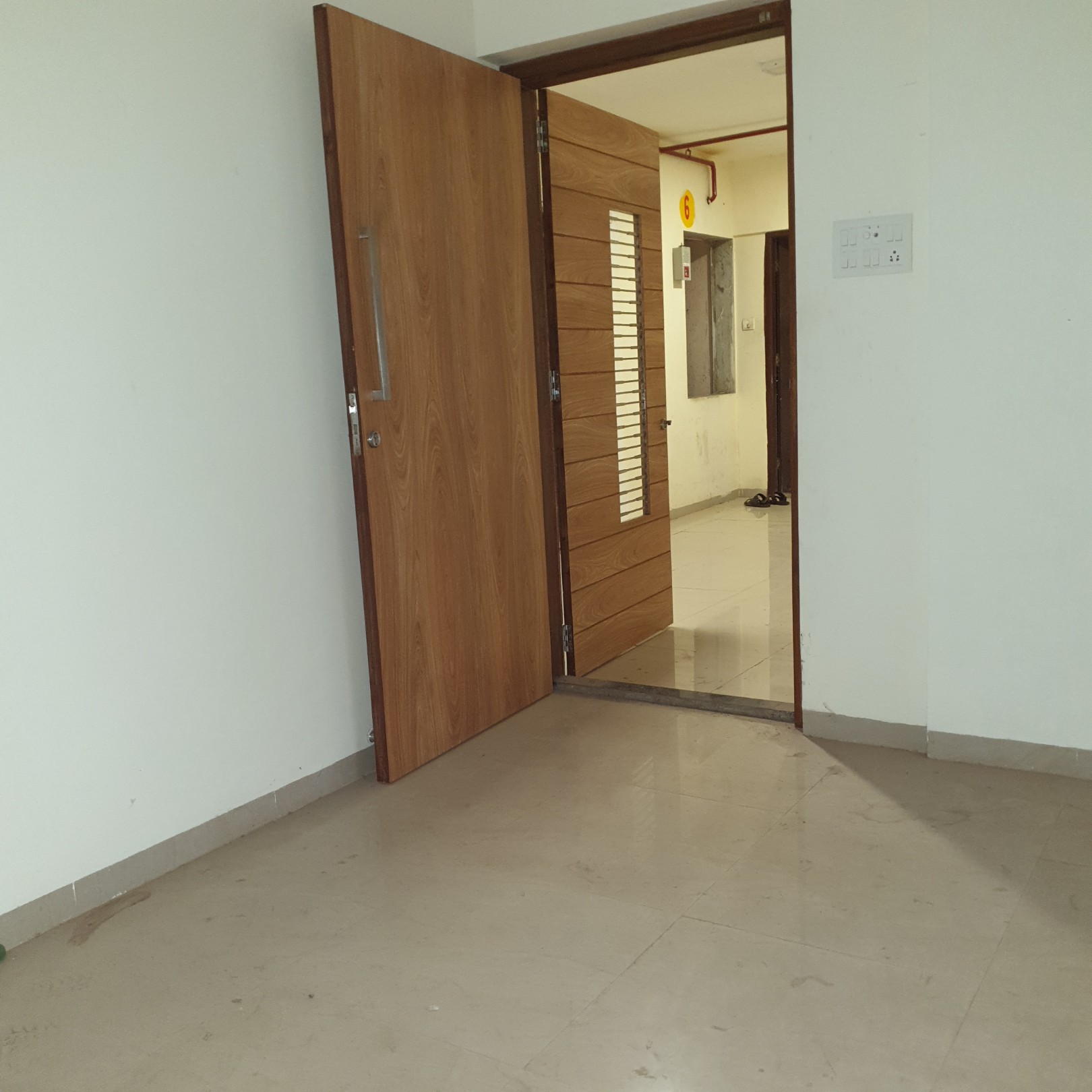 2 bhk in Nalanda Usha Colony Malad Evershine Nagar for SALE Bombay