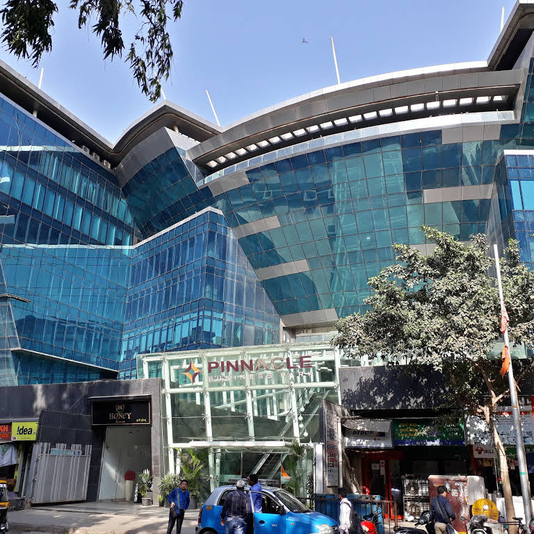 2852 Sq.ft. Commercial Office For Rent At Pinnacle Business Park