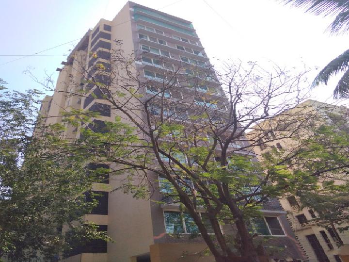 4 BHK Apartment For Sale At Sea Garden View, Santacruz West. for SALE