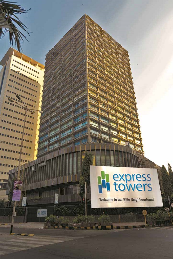5500 Sq.ft. Commercial Office For Rent At Express Towers, Nariman Point