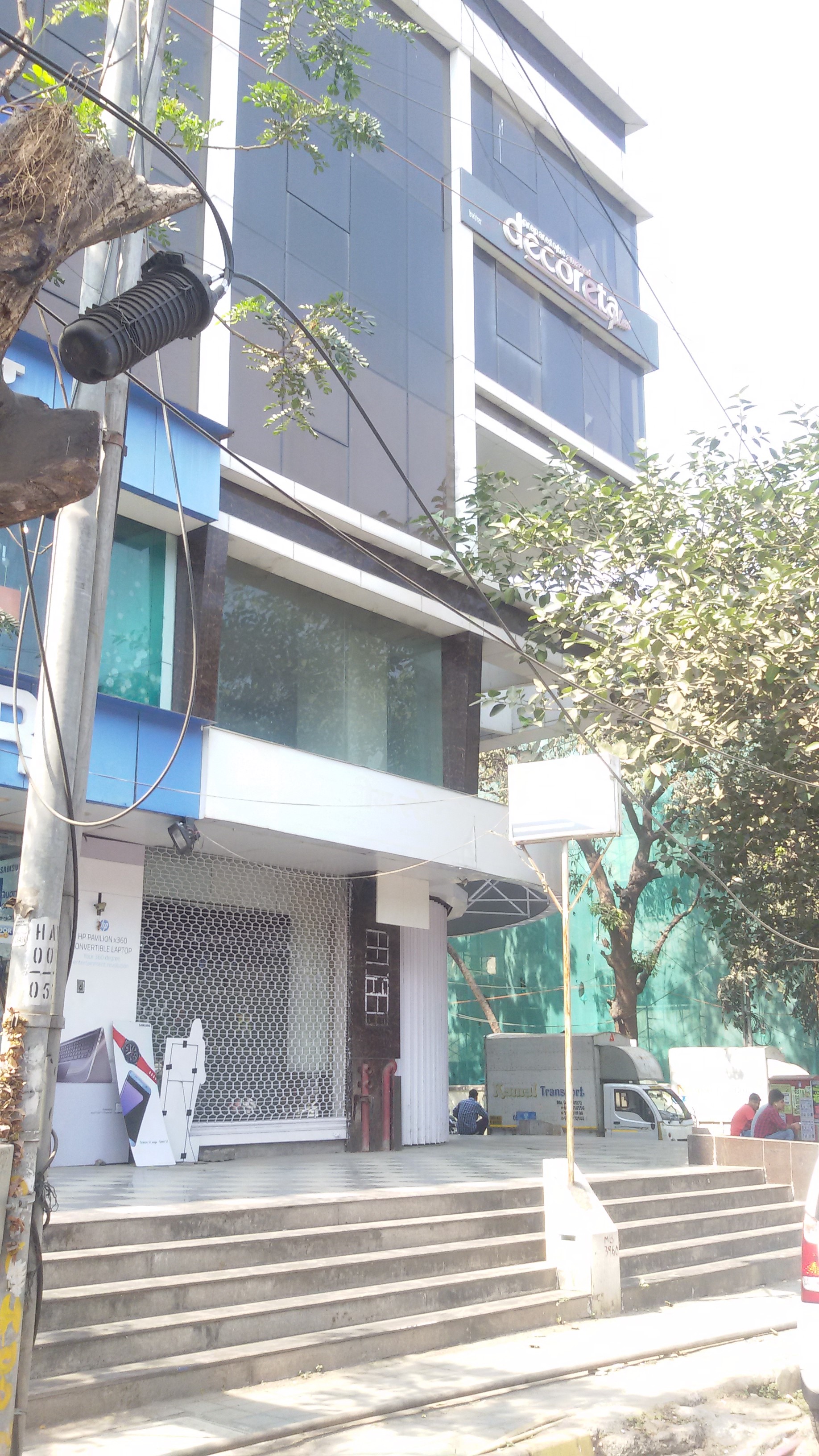 4517 Sq.ft. Commercial Space For Sale At Kamla Spaces, Santacruz West