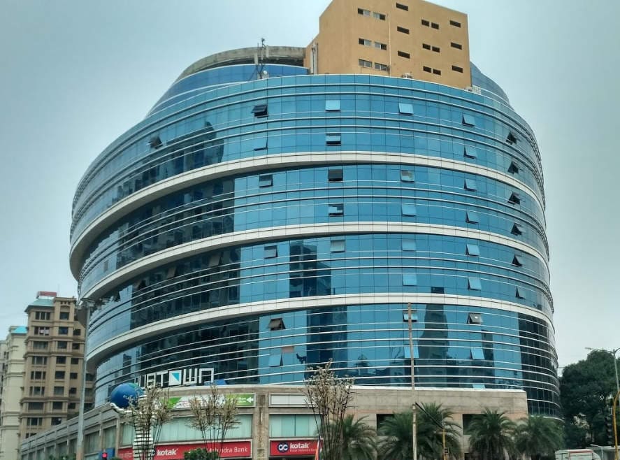 1000 Sq.ft. Commercial Office For Sale At Hubtown Solaris, Andheri East